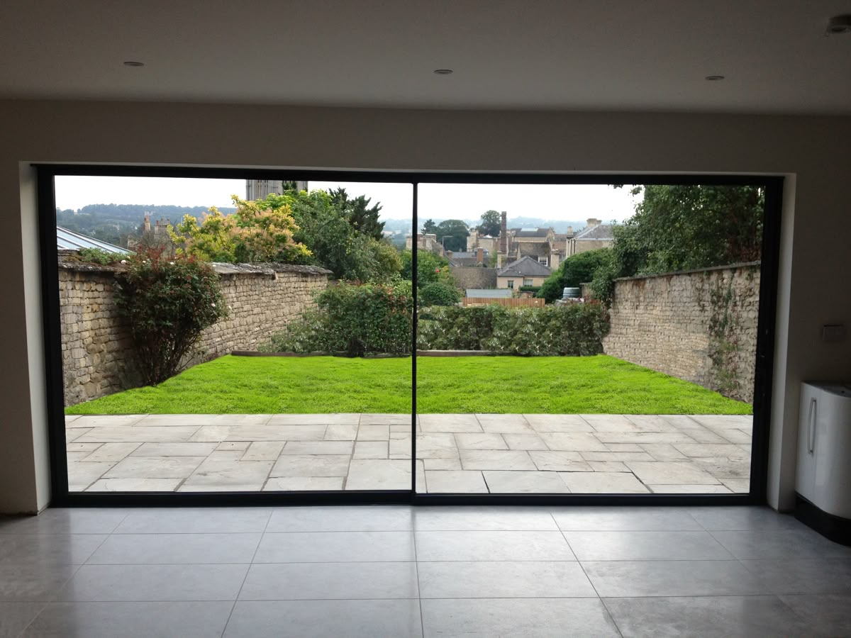 Contemporary architecture with expansive aluminium sliding windows